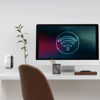 CRTV Wifi Versterker Stopcontact 300Mbps Wit