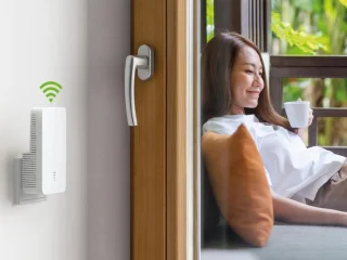 Equivera Wifi Versterker Stopcontact
