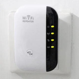 JR Quality Wifi Versterker Stopcontact Wit