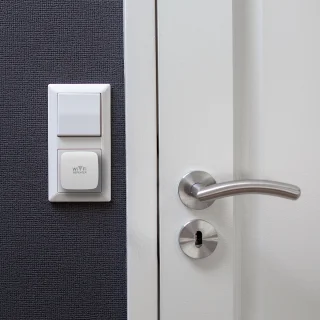 SecuFirst REP240 WiFi Repeater 300Mbps 2.4GHz Wit