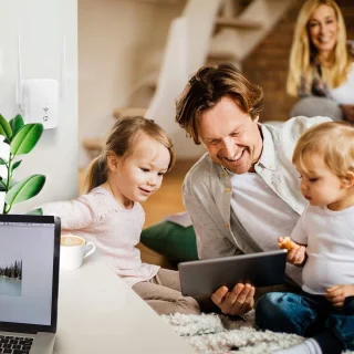 Solacis Wifi Versterker Stopcontact