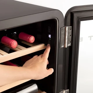 CREATE WINECOOLER RETRO M elektrische wijnkoeler 48L zwart