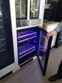 Dunavox Flow-45 Wijnkoelkast Black Full Glas 88cm