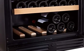 SWISSCAVE WL355F 1-zone wijnkoelkast 120cm 111 flessen