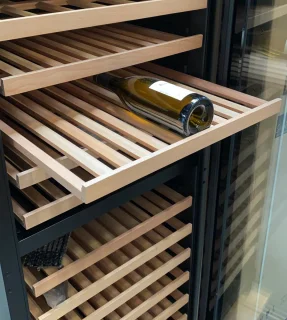 Wine Klima D167T Wijnkoelkast Vrijstaand 165 flessen 2 zones Zwart Glas