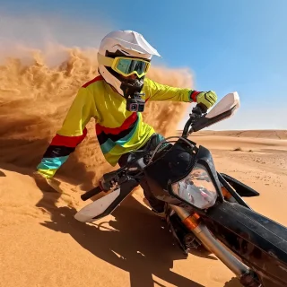 Insta360 Ace Pro motorcombo