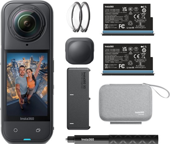 Insta360 X5 Essentials Combo