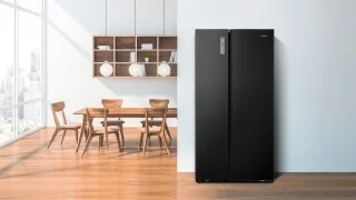 ETNA AKV678ZWA Amerikaanse koelkast zwart