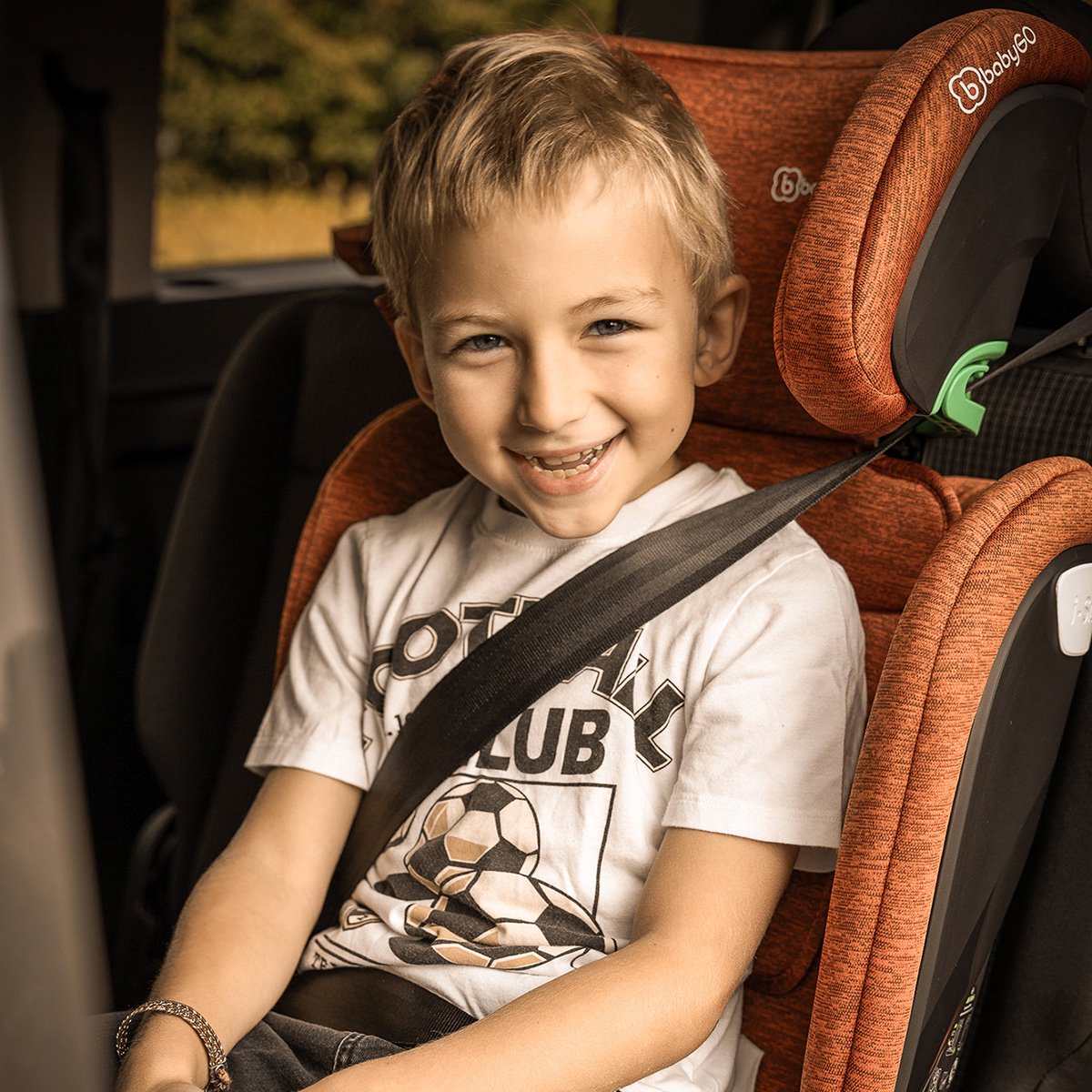 BabyGO Motion i-Size Autostoel Zwart 100-150cm