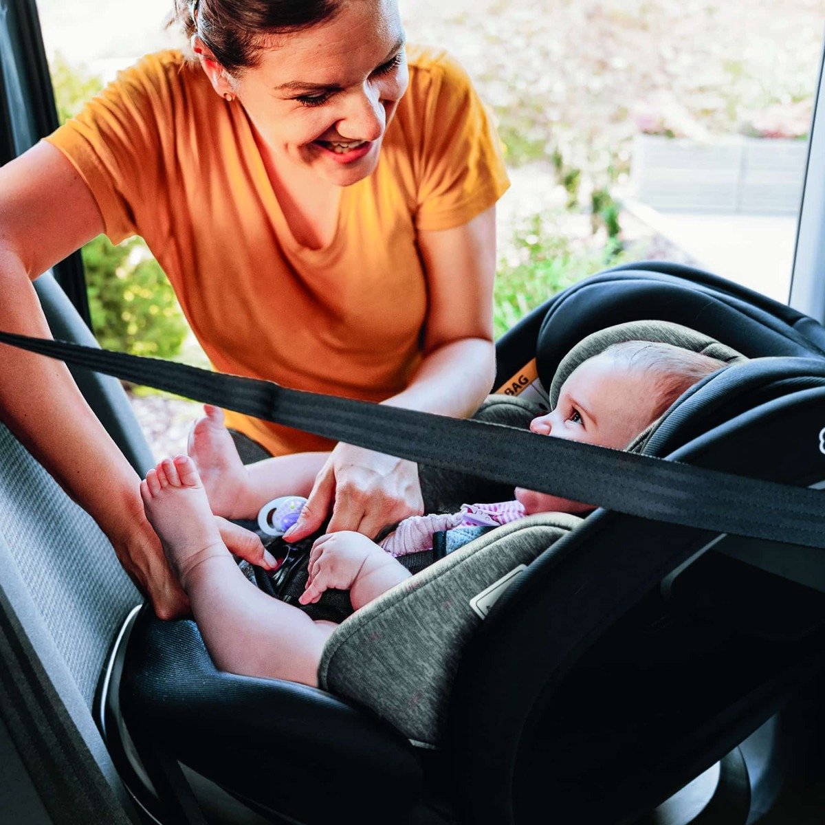 BabyGO Protection 360 i-Size Autostoel Grijs Isofix