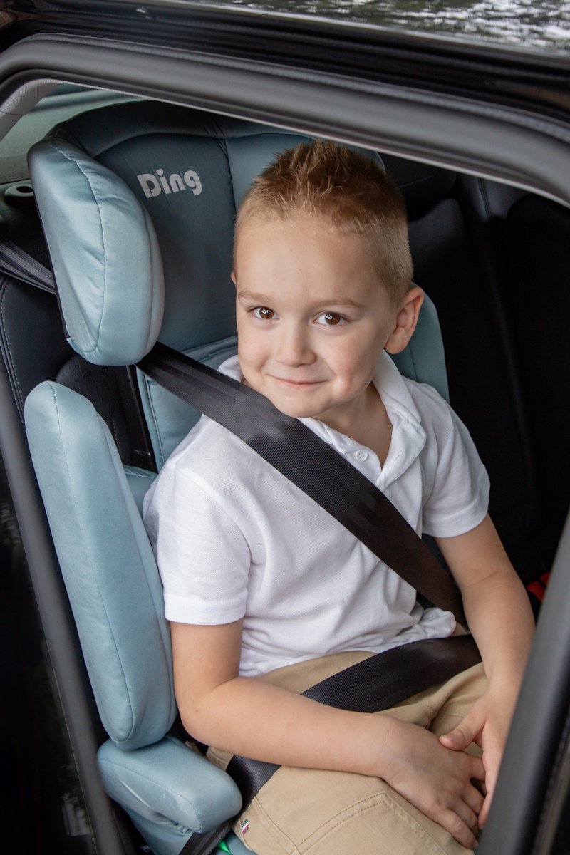 Ding Riley i-Size Autostoel Zwart 3-12 jaar