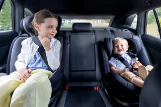 Isofix Kinderstoel i-Size 15 maanden–12 jaar