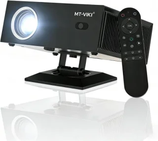 4K projector wit