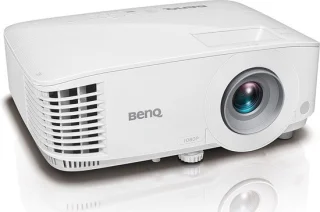 BenQ MH733 Full HD Beamer 4000 Lumen