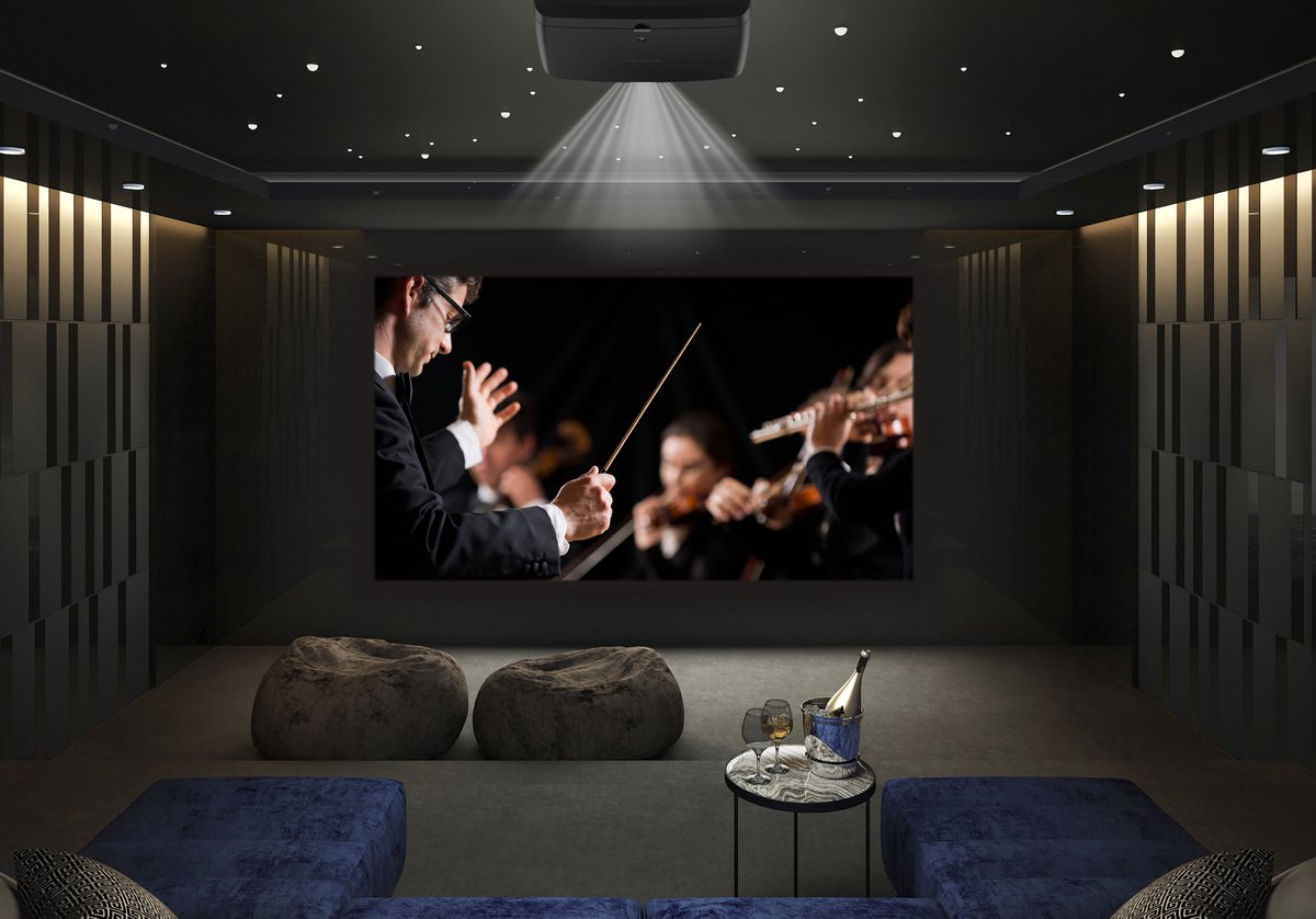 Epson EH-LS12000B projector