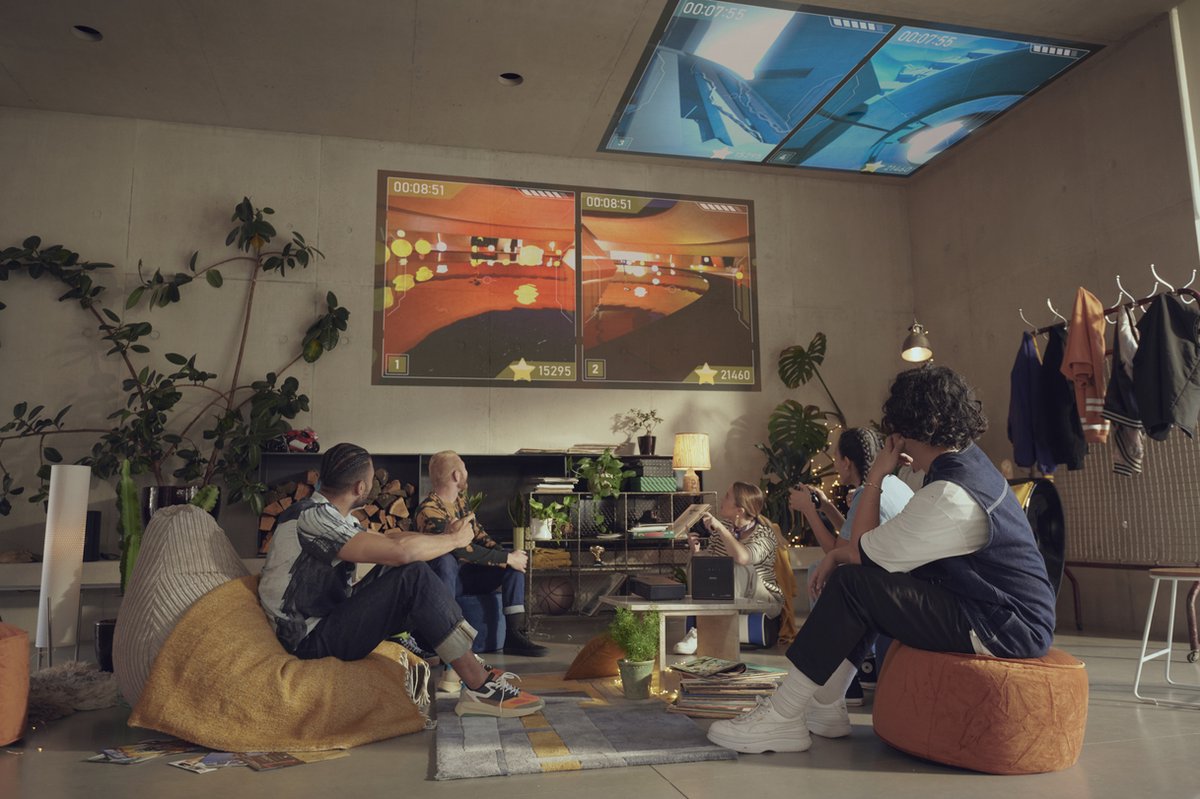 Epson EpiqVision EF-11 projector