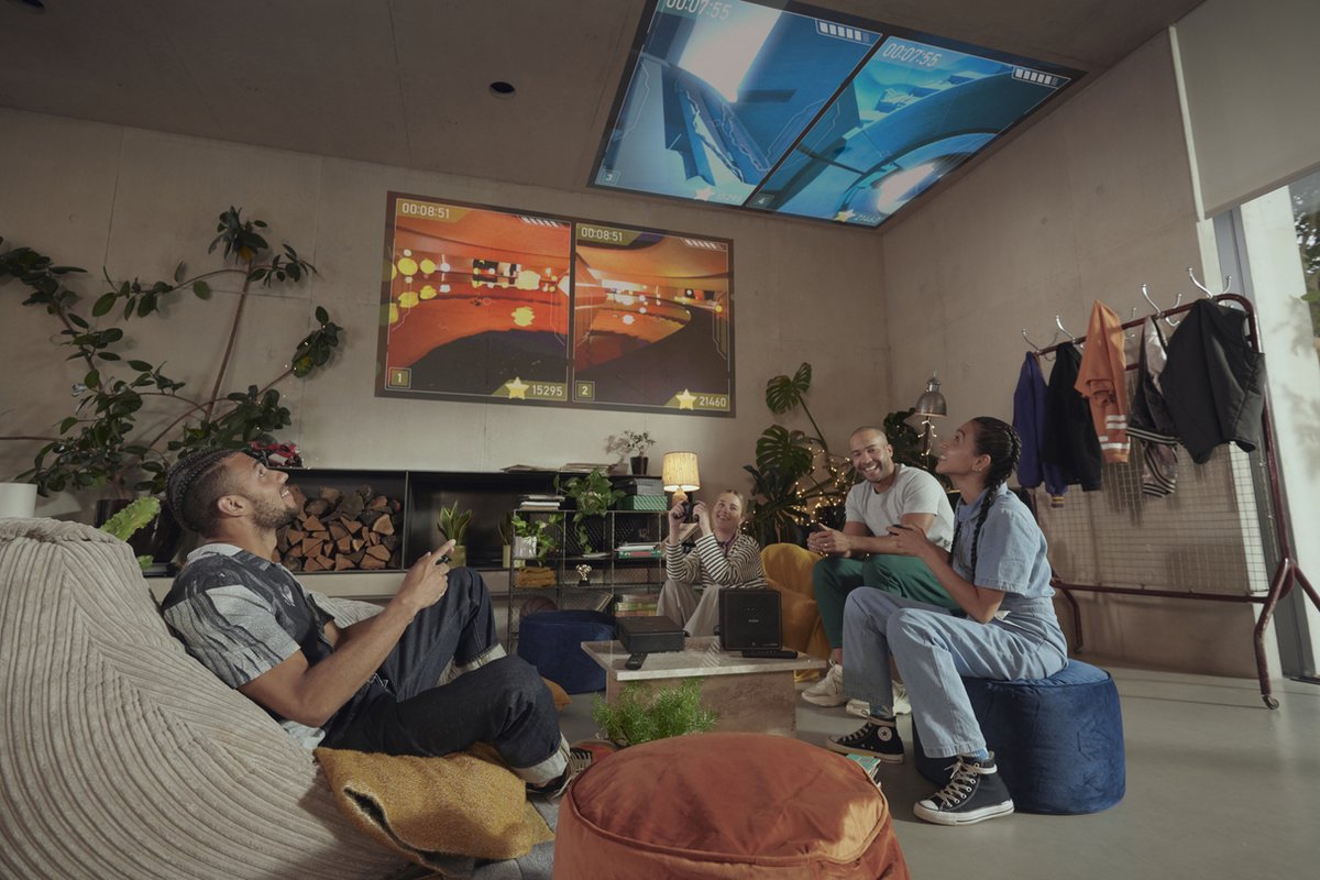Epson EpiqVision EF-11 projector