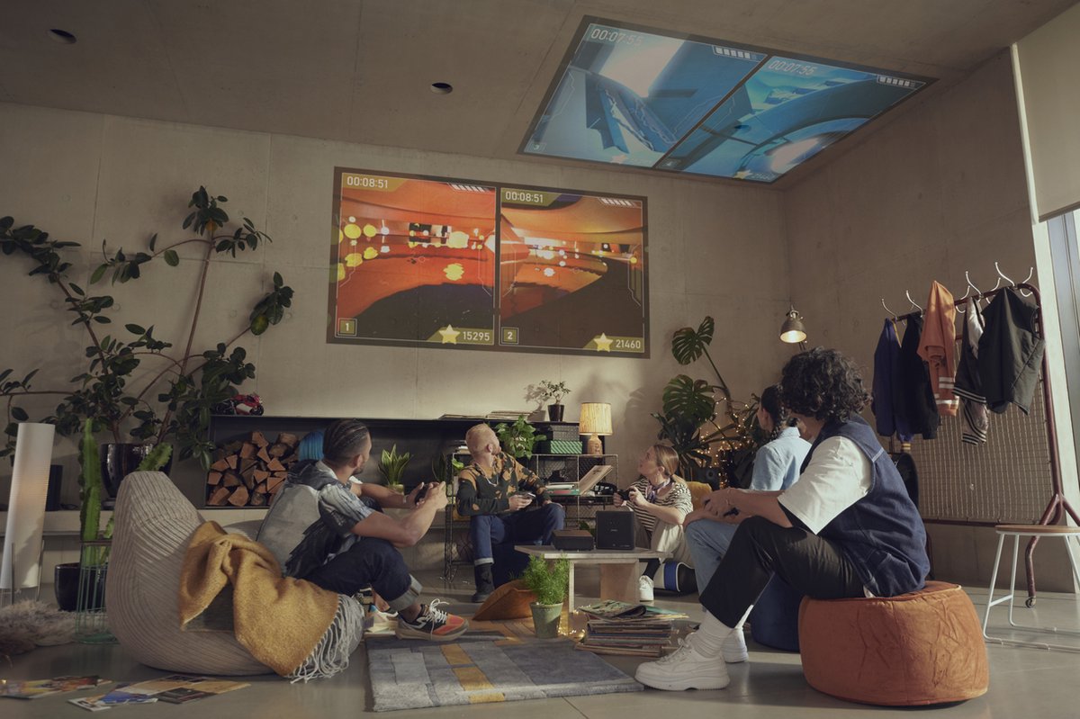 Epson EpiqVision EF-11 projector