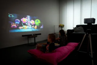 Lenco LPJ-700BKGY Full HD Mini Beamer Zwart