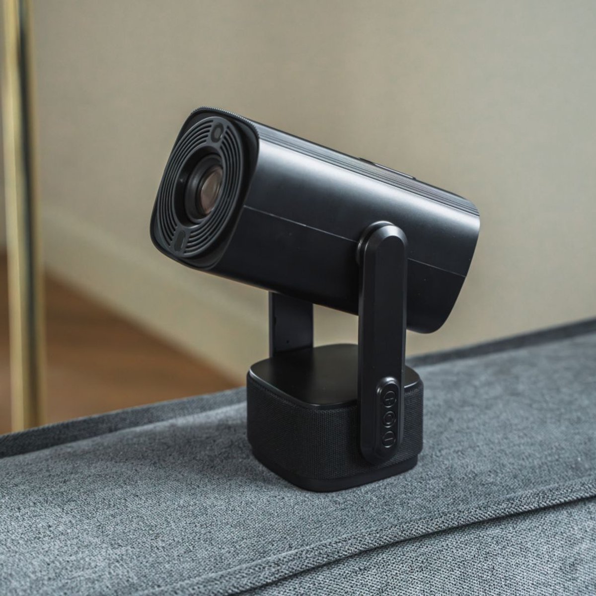 LumeWorks Nova Mini 4K Android Projector Zwart