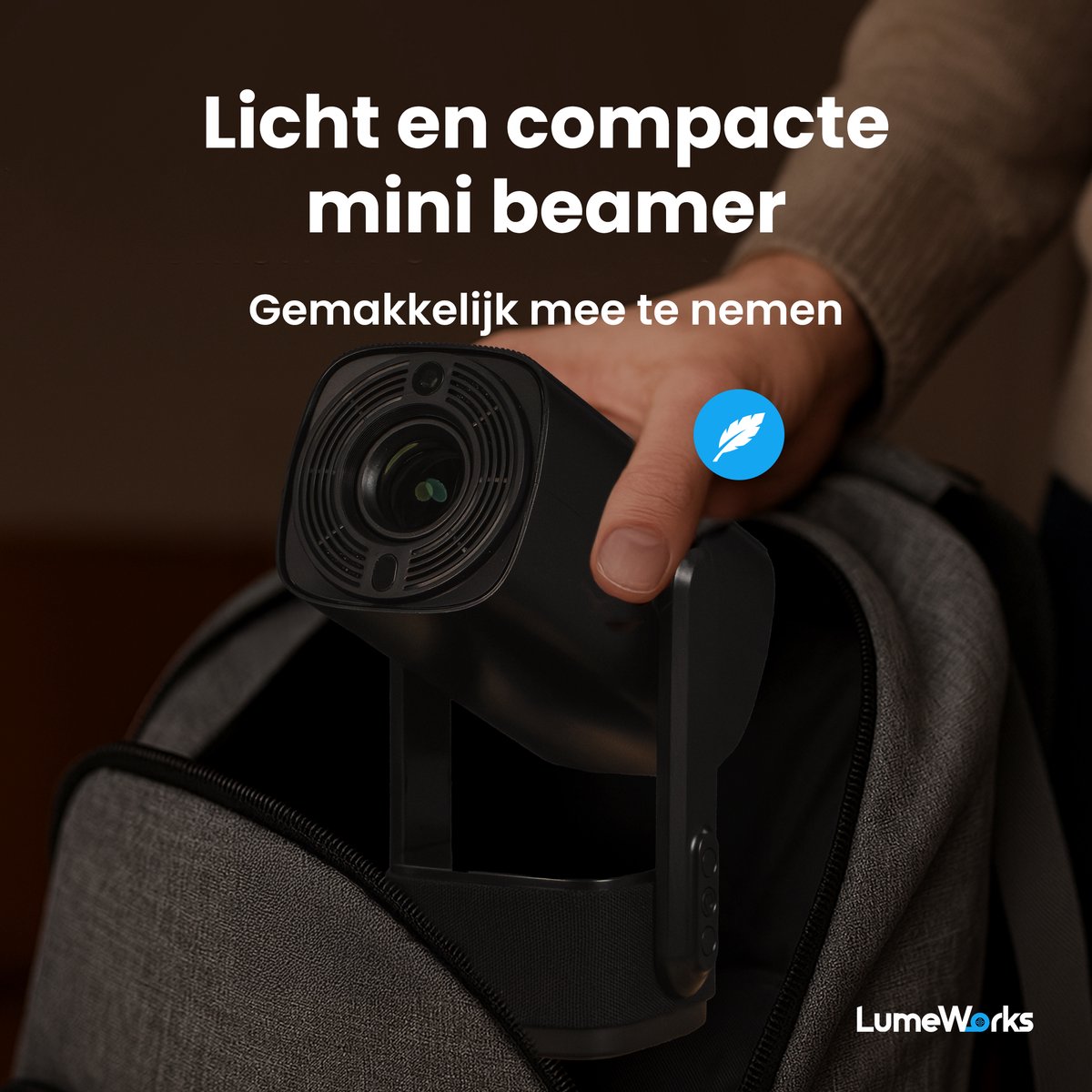 LumeWorks Nova Mini 4K Android Projector Zwart