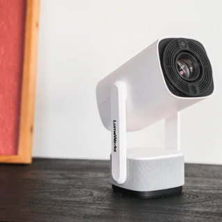 LumeWorks Nova Mini 4K Projector Wit