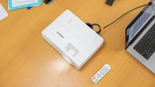 Philips ProPix 650 WXGA projector PRX650/INT