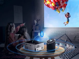 UpLiving® LCD Mini Projector