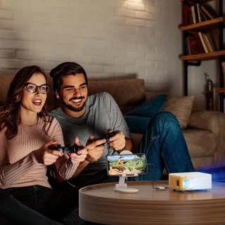 Vyzio Mini LED Projector GOLDICAST