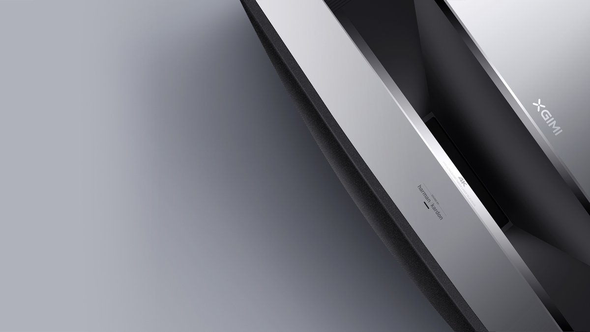 XGIMI AURA projector