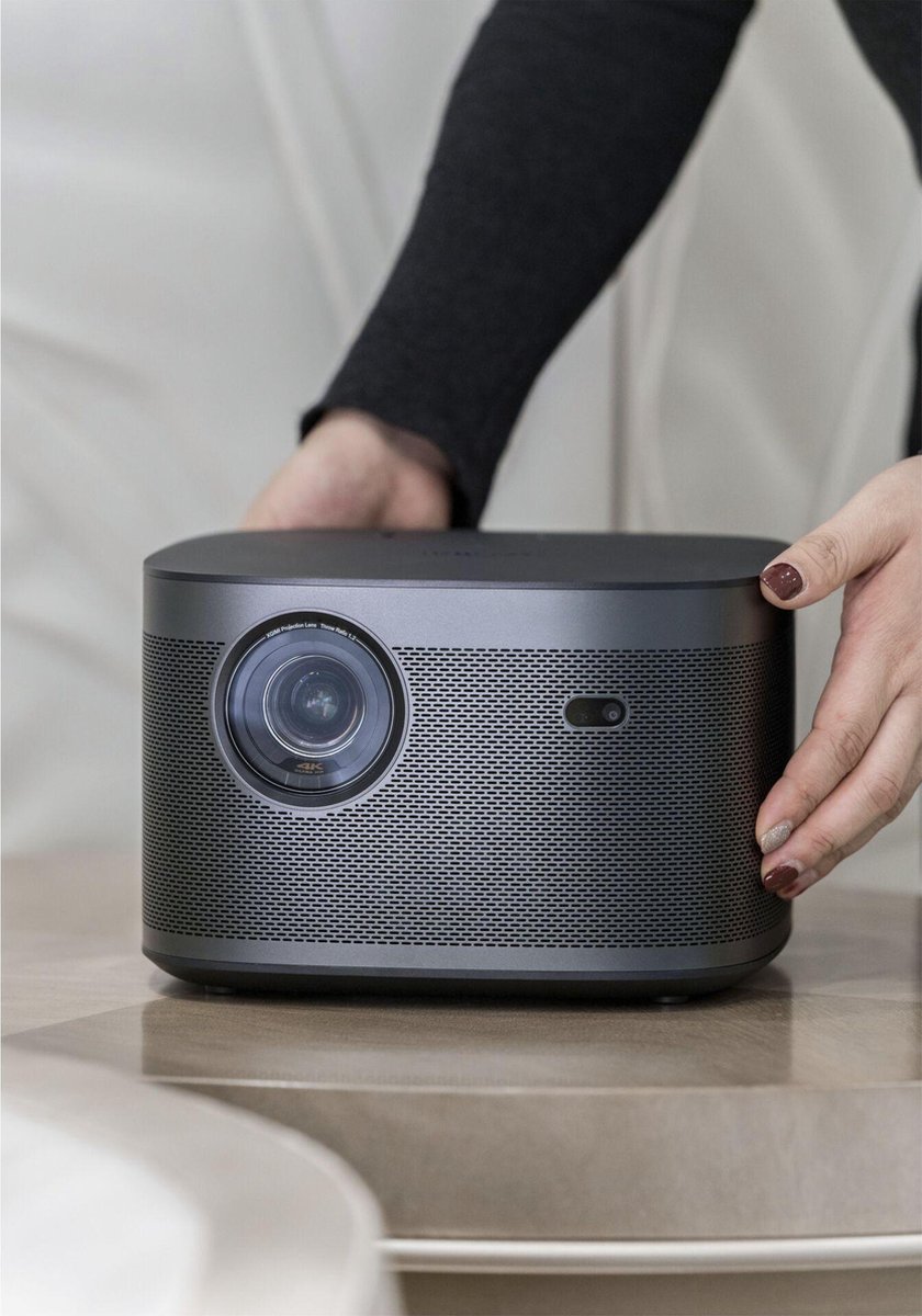 XGIMI Horizon Smart Projector