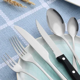 Candala - 72-delige bestekset met steakmes service voor 12, Premium roestvrijstalen besteksets voor huis & keuken, Hoge kwaliteit mes-lepel-vork