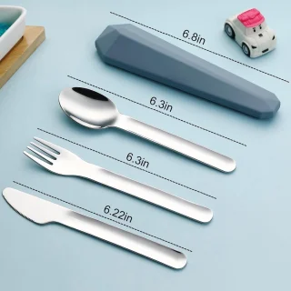 3-in-1 reisbestek met etui - Herbruikbaar kampeerbestek - Draagbare vork-, lepel- en messenset - Gemaakt van roestvrij staal - Geschikt voor lunches, picknicks, school en op het werk (Polar Night Blue - 16x3,4cm)