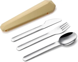 3-in-1 reisbestek met etui - Herbruikbaar kampeerbestek - Draagbare vork-, lepel- en messenset - Gemaakt van roestvrij staal - Perfect voor lunch, picknicks, school en werk (Kaasgeel - 16x3,4 cm)