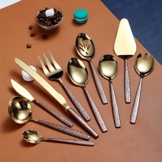 10-delige bestekset titanium coating gouden kop