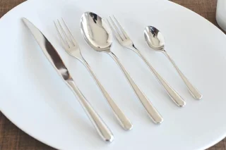 Alessi Caccia Bestekset 24-dlg