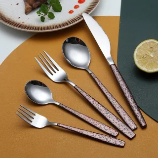 Bestekset 30-delig titanium coating RVS goud 6 personen