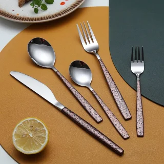Bestekset 30-delig titanium coating RVS goud 6 personen