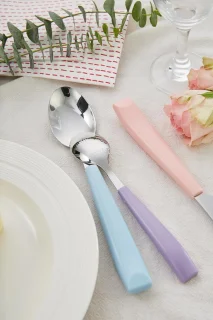 Bestekset met kleurrijke handvatten – 20-delig, voor 4 personen