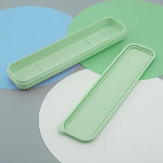 Bestekset met vork, lepel en chopsticks (groen)