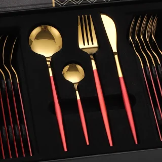 Cheffinger Bestekset 24-delig Goud/Rood