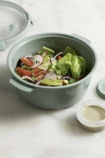 Curver Smart To Go Eco Lunchset 1,6L groen inclusief bestek en sauscup
