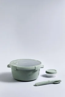 Curver Smart To Go Eco Lunchset 1,6L groen inclusief bestek en sauscup