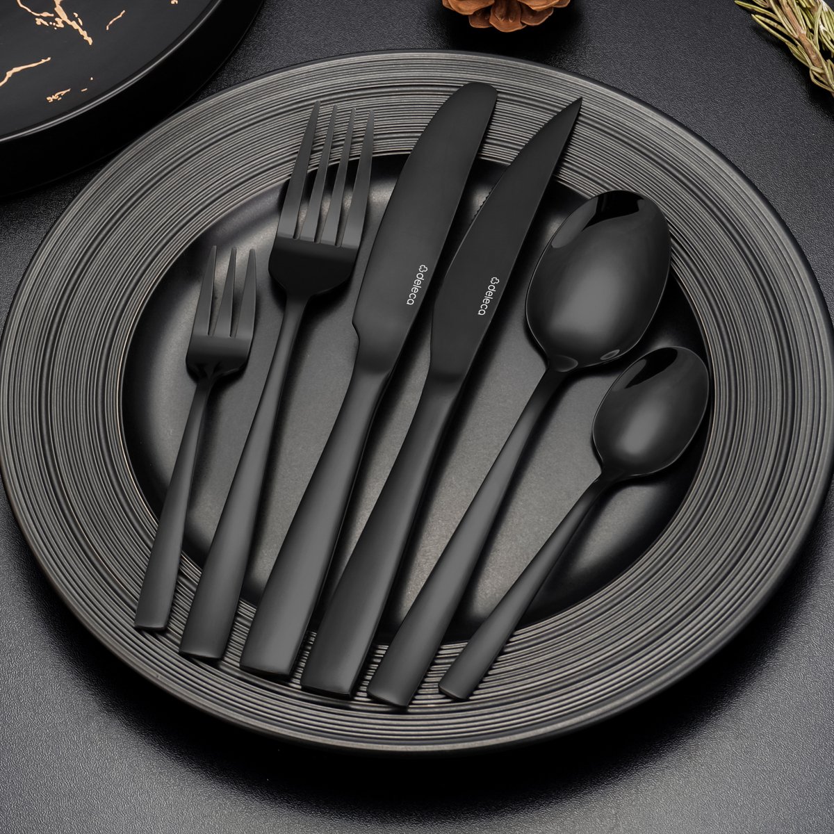 Deleca Bestekset Essential 48-delig zwart edelstaal 8 persoons