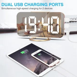 Digitale klok LED spiegel met dubbele USB poorten