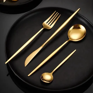 Essential Bestekset 24-delig 6 Persoons Goud Edelstaal