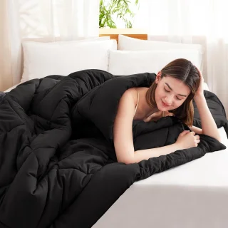 Famanu Microvezel dekbed 200x200 cm Zwart