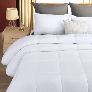 Famanu - Microvezel dekbed 220 x 240 cm Wit