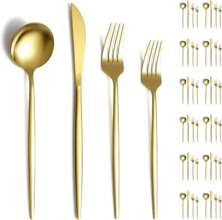 Gouden bestekset van 48 stukken voor 12 personen