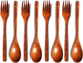 Houten bestekset van 8 stuks